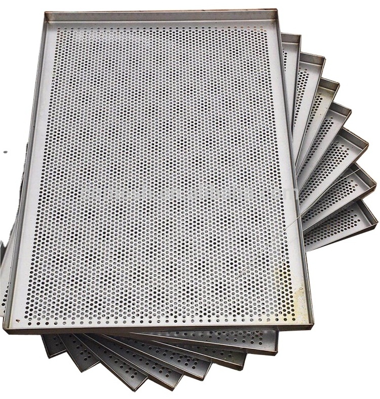 18 X 26 inch  food grade Metal stainless steel perforated Baked trays for buns