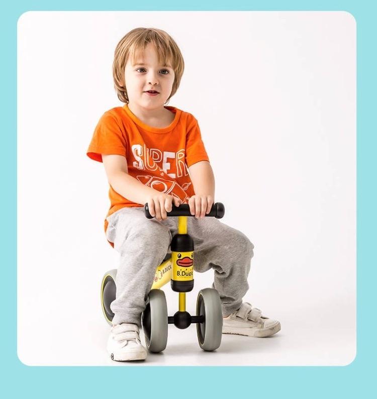 Best-selling cycling outdoor sports children's balance car cute little yellow duck children's scooter four wheel baby walker