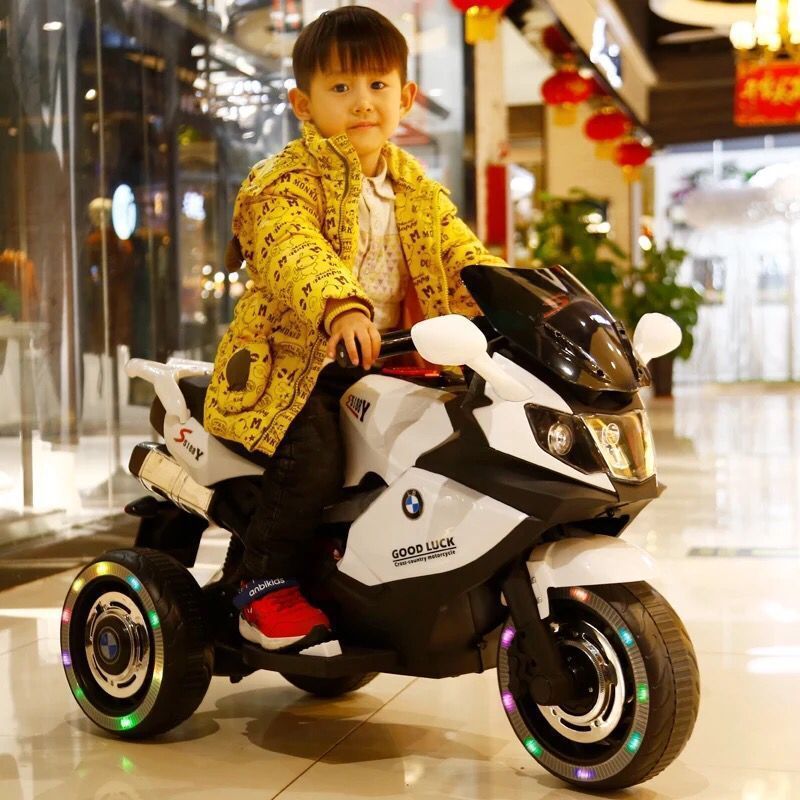 Children's electric motorcycle tricycle with remote control rechargeable children's riding car electric children's motorcycle