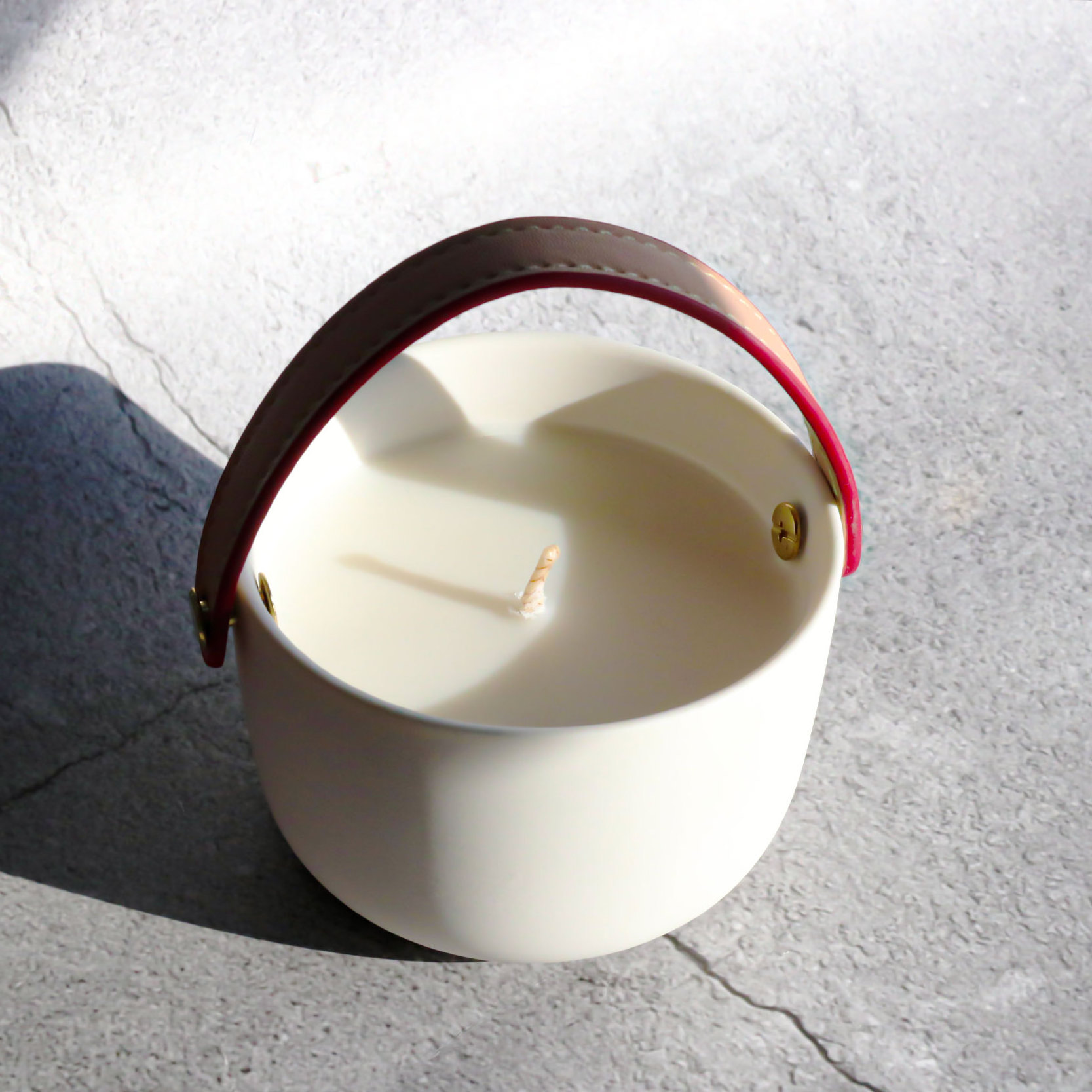 C&H 2023 Wholesale Custom White Large Scented Ceramic Candle With Wooden Lids