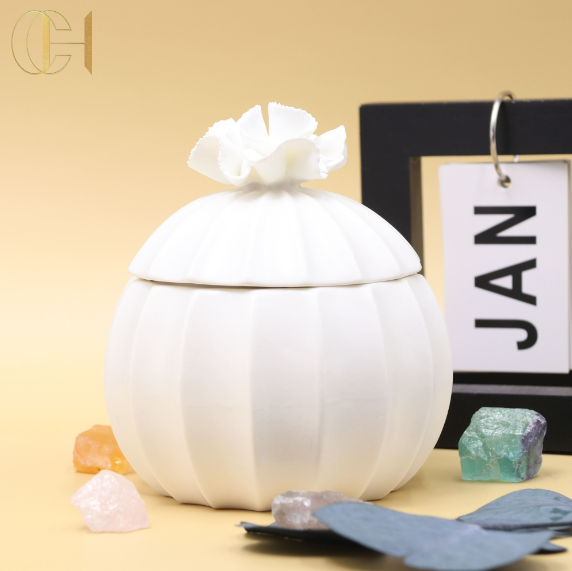 C&H  high quality Unique Pumpkin shaped ceramic Scented Candle Jar