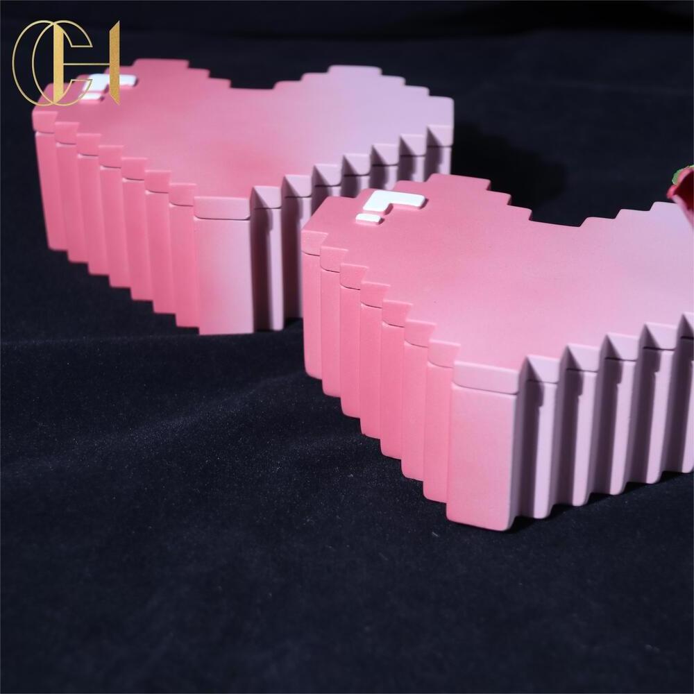 C&H Hot Sale Unique Cement Candle Jar With Cement Lid Heart Shape Candle Jar For Gift