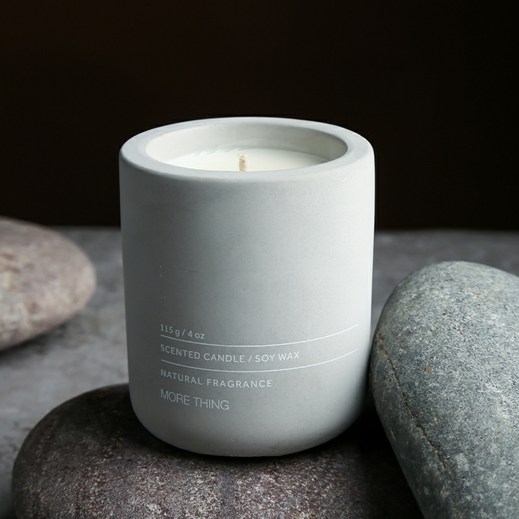 Luxury home decoration Personalized Eco friendly Cement or ceramics oil fragrance soy wax scented candle