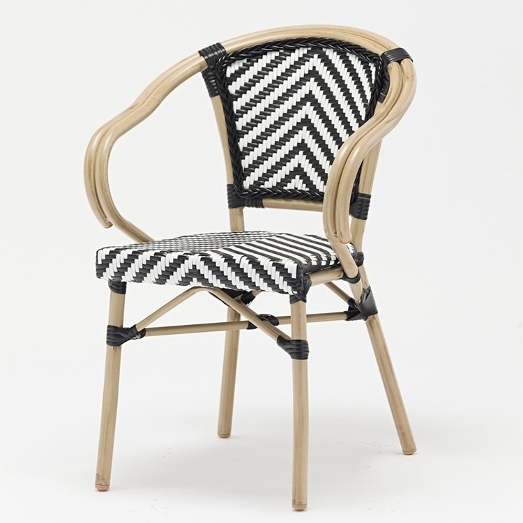 Modern Hand Woven Dining Chair Wicker Chair Arm Chair in Black and White Color