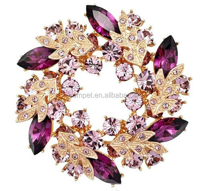 Crystal-studded chic wreath brooch scarf ring high-end apparel accessories jewelry