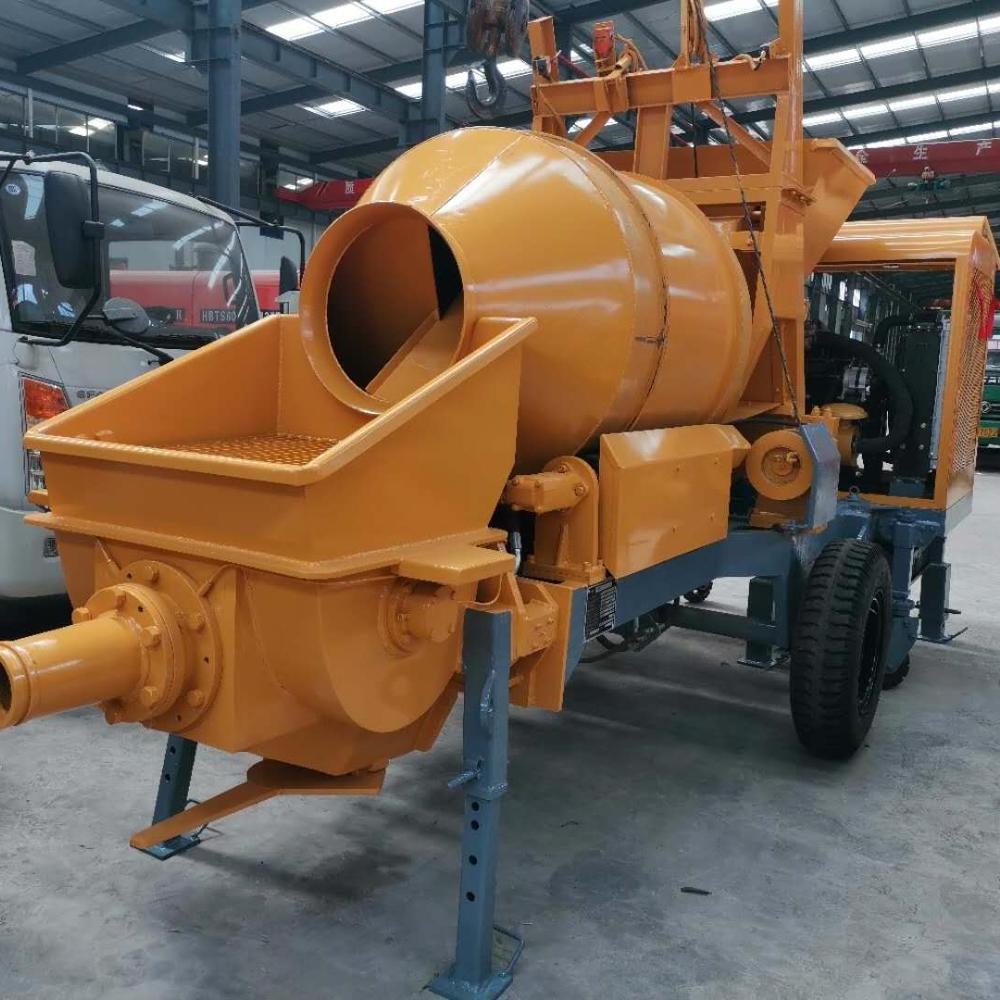 Factory supply 15m3/h diesel Self Loading Mobile Concrete Mixer/concrete Mixer Pump/concrete Mixer With Pump