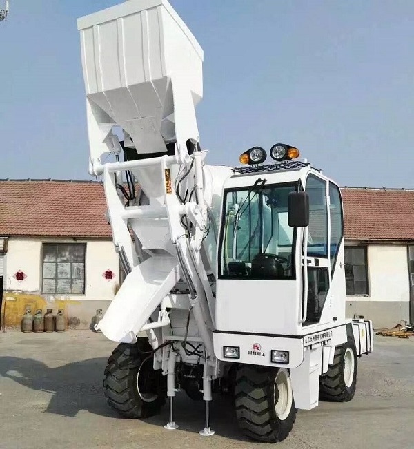 3.5 cubic meter Mobile Self loading Concrete Truck Mixer for Sale