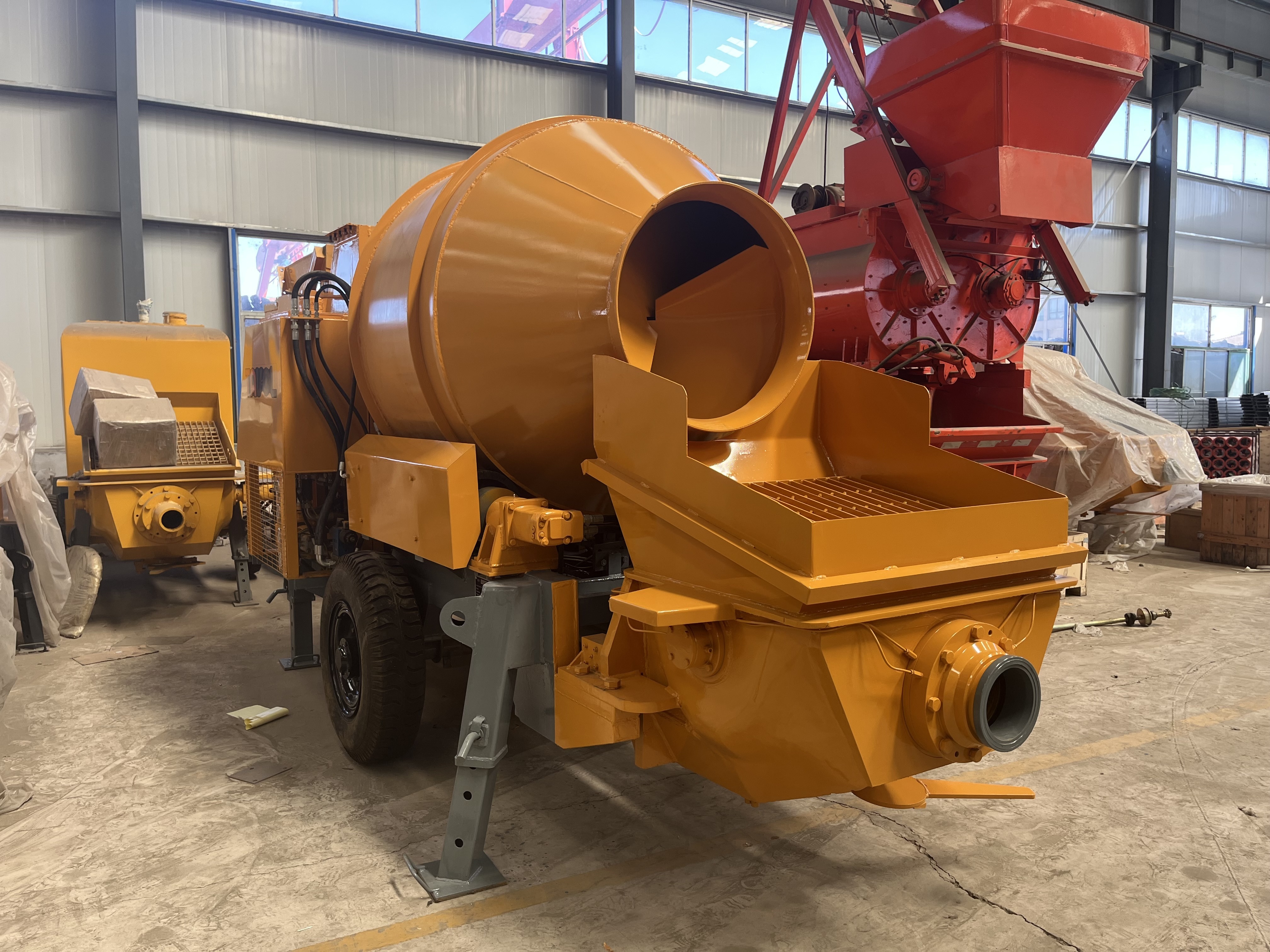 High Efficiency Mini Concrete Mixer and Pump Machine for Mixing and Pumping with Diesel Engine Driven