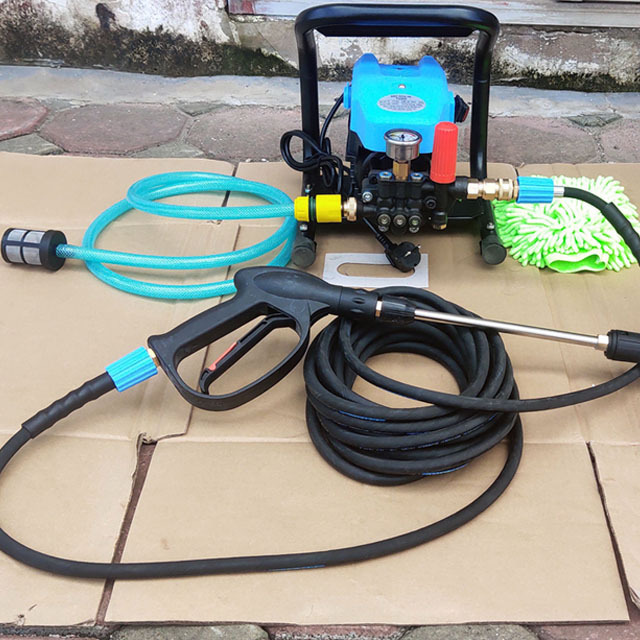 Top grade made in Vietnam tunnel brushless automatic car wash machine 13-18mpa for cleaning car water garden