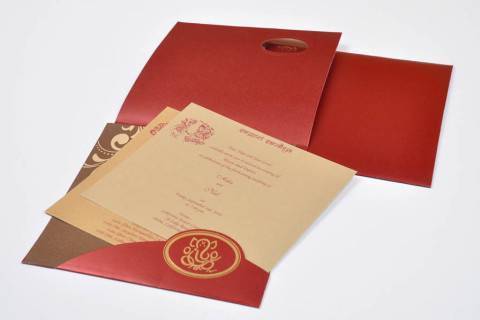 custom printed wooden wedding cards for wedding stationers, wedding invitation designers