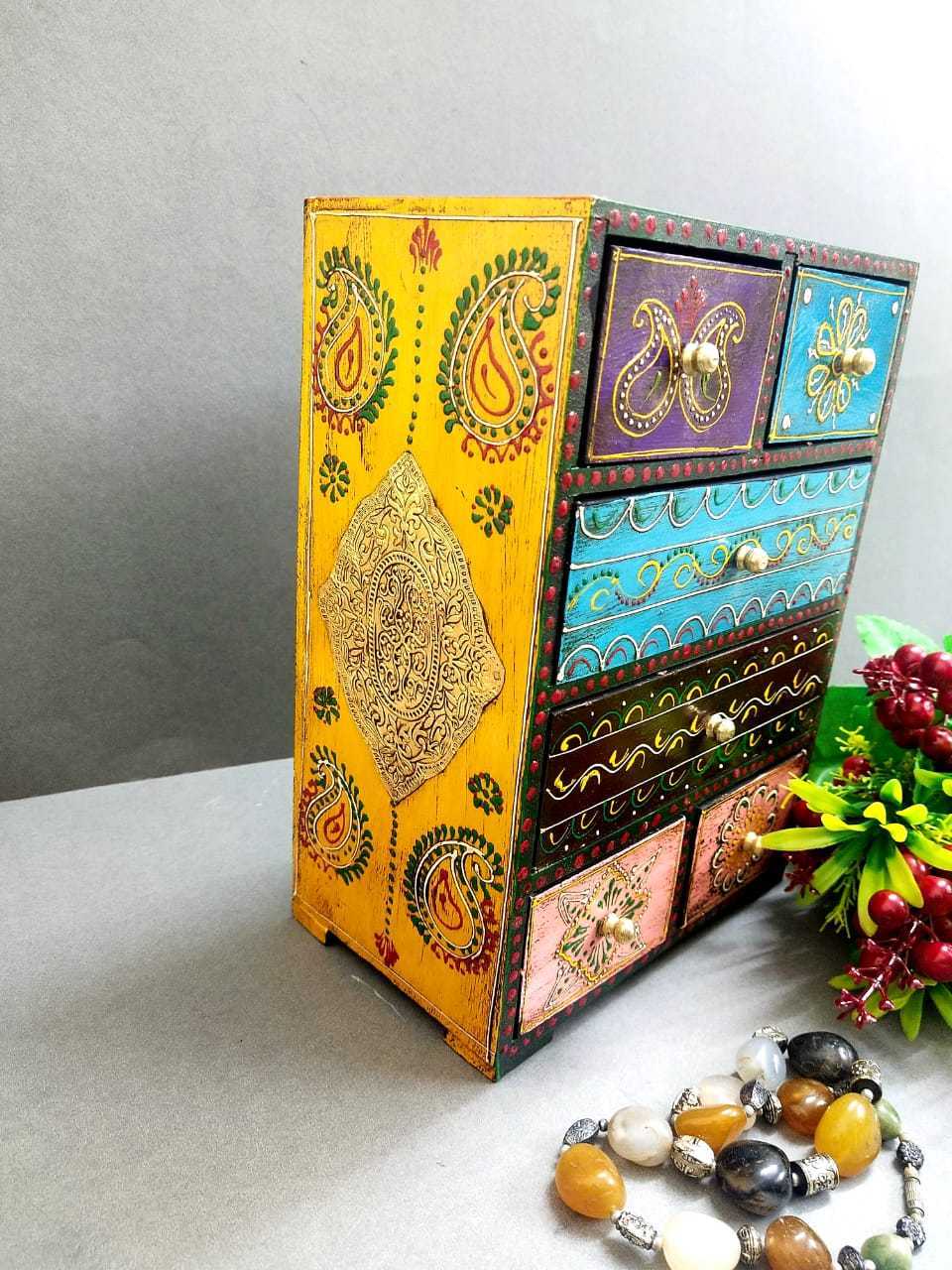 custom made in abstract designed hand made and hand painted wooded drawers and wooden jewelry boxes for home decoration stores