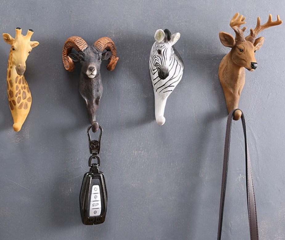 Resin animal elephant zebra goat deer orangutan giraffe head statue novelty wall arts decorative jacket hooks