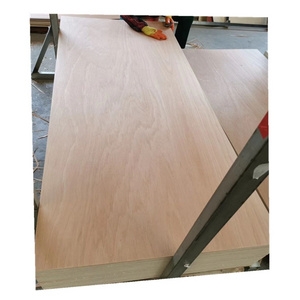 Linyi Consmos 2.7MM 3.2MM Natural Wood Veneer Faced MDF Door Skin Plywood