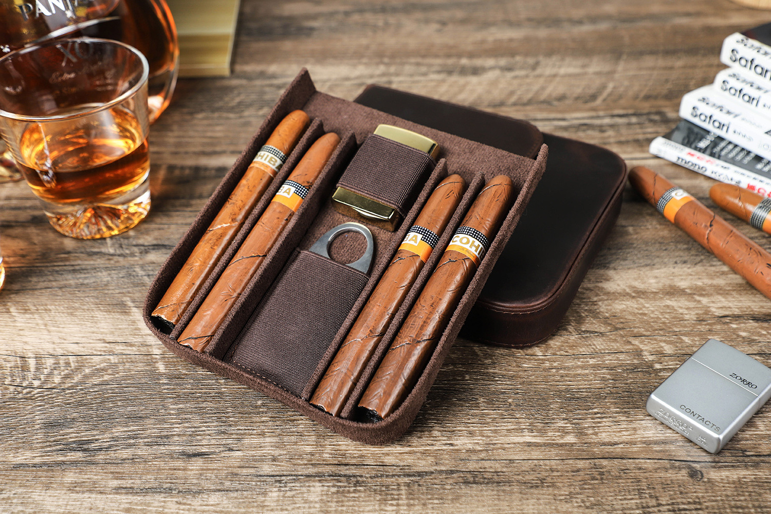 Genuine Leather 4 Slot Cigar Humidor Case with Cutter Lighter Slot Sliding Tray Design Travel Case Cigar Leather Box Holder