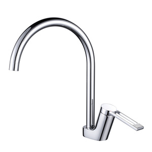 Factory direct sales Chrome color water faucet Adjustable hot and cold kitchen sink faucets