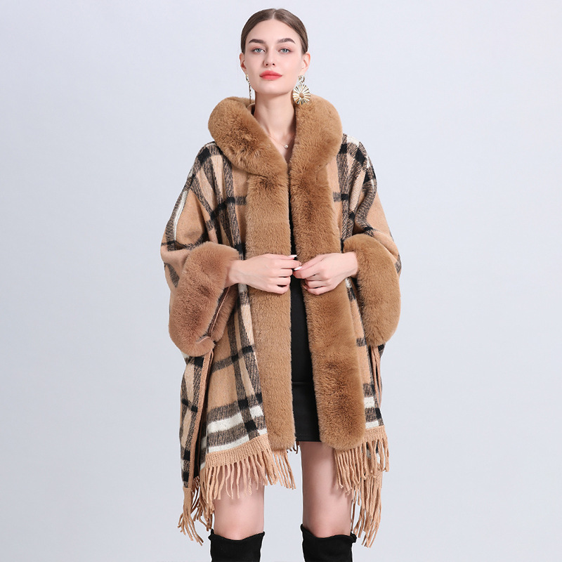 HOT SALE YARN DYED PLAID WOOL BLENDED HOODIE FAUX FUR TRIM KNIT PONCHOS FOR WOMEN CAPE