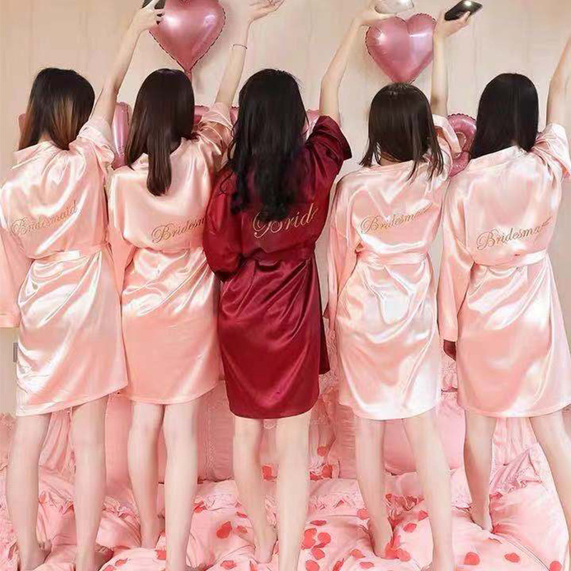 Factory Wholesale Rose Lace Silky Satin Kimono Robe for Girl Party OEM ODM Bride and Bridesmaid Robes for Bridal Party