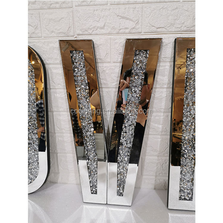 Wholesale Crushed Diamond Mirrored Furniture Crystal Letters LOVE Wall Art