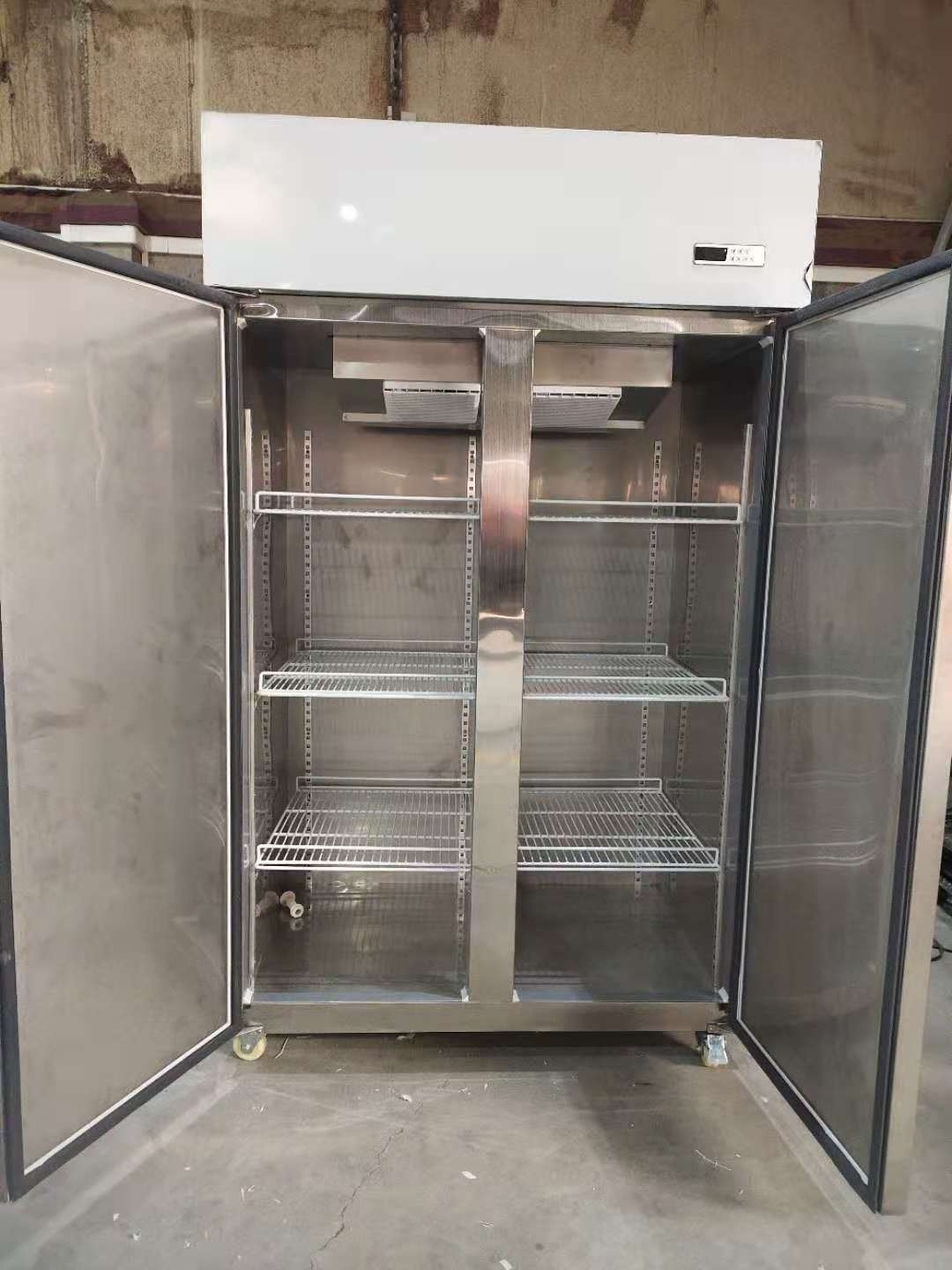 China Manufactured commercial vertical deep upright stainless steel freezer for Restaurant