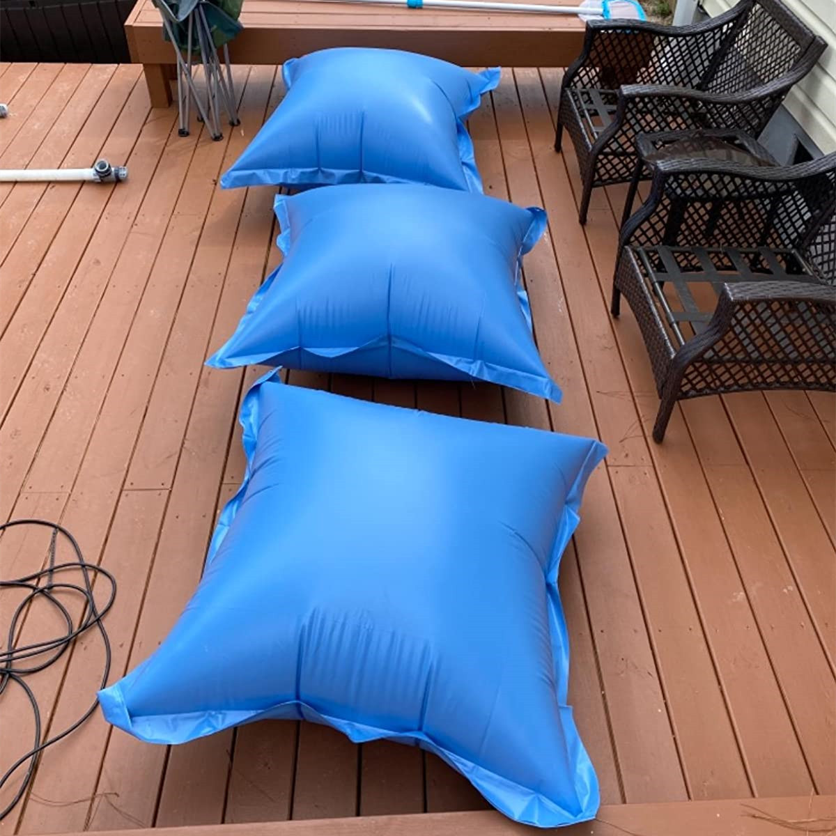 4 Foot Winterizing customize inflatable floating pool air pillow for above ground winter swimming pool covers