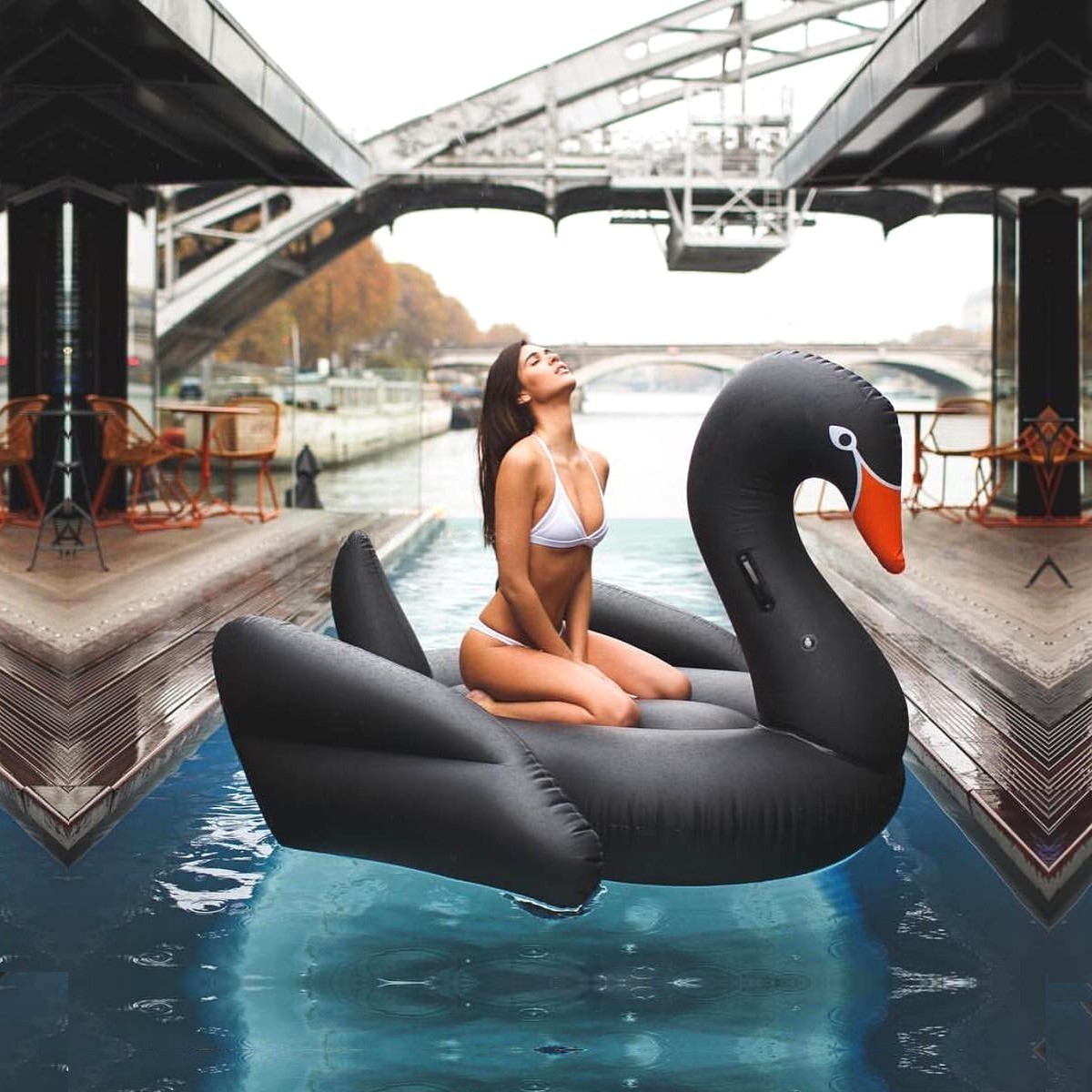 75 inch Golden Swan Black Swan Inflatable Ride-On Pool Float Island for Kids Adults Goose Shape