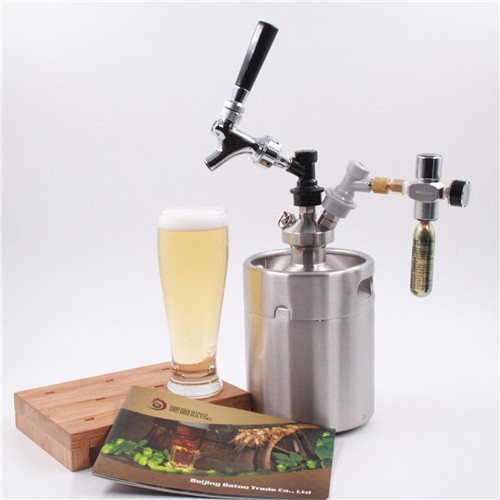 5 liter Mini Keg Dispenser with Regulator