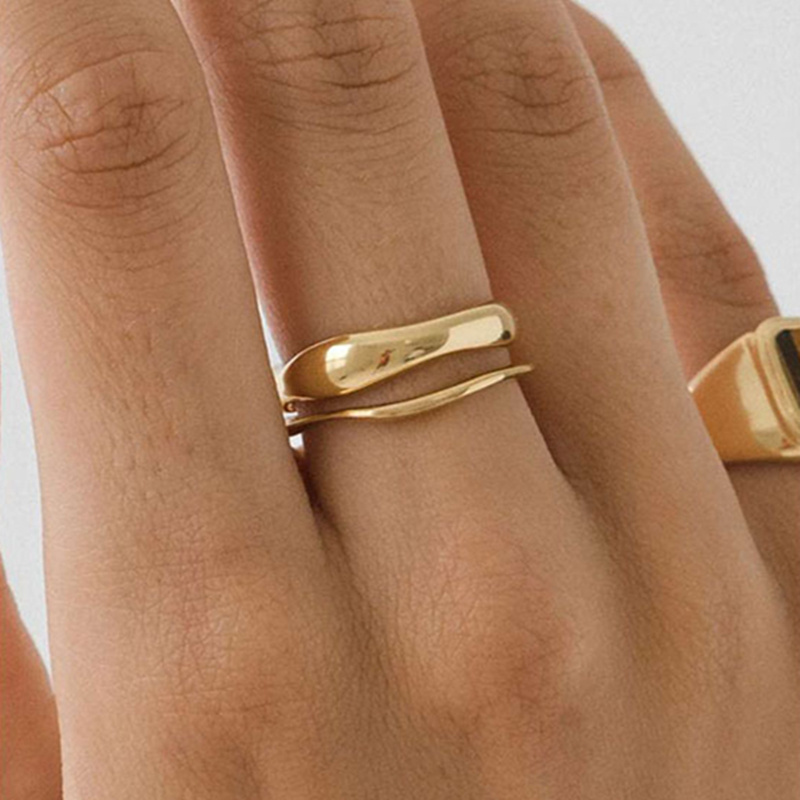 Wholesale Custom Women's Minimalist Jewelry 18K Gold Plated Stainless Steel Stackable Irregular Wave Ring for Women