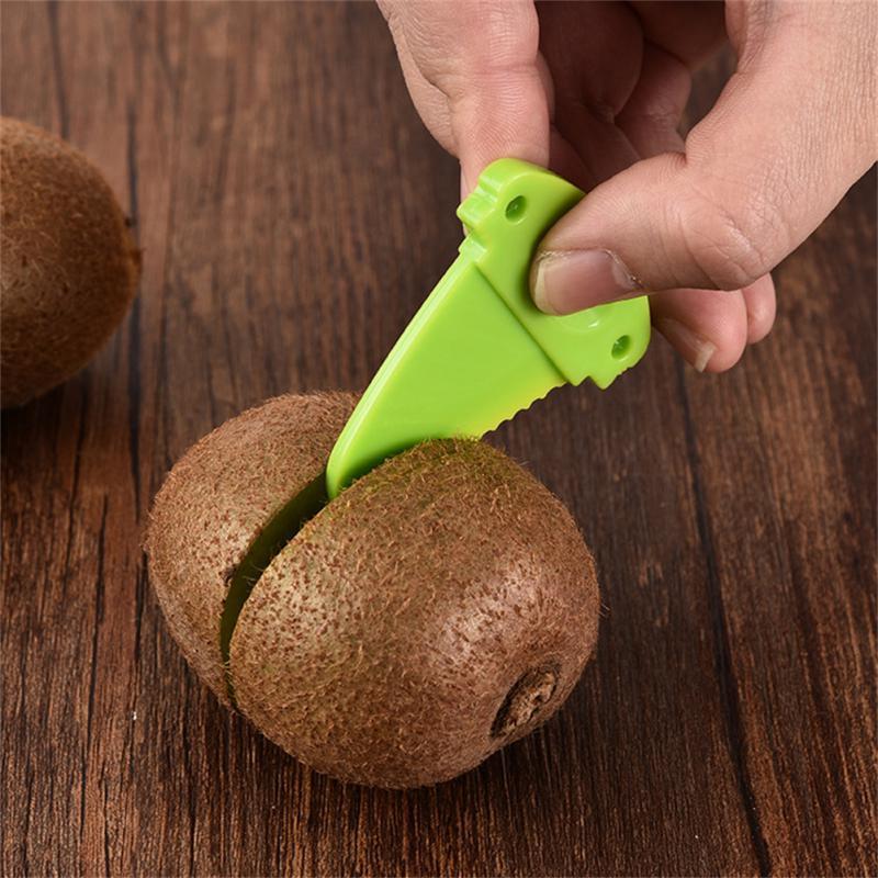 2023 New kitchen Tools kiwi peeling equipment on sale Kiwi Mini Fruit Cutter Peeler Slicer