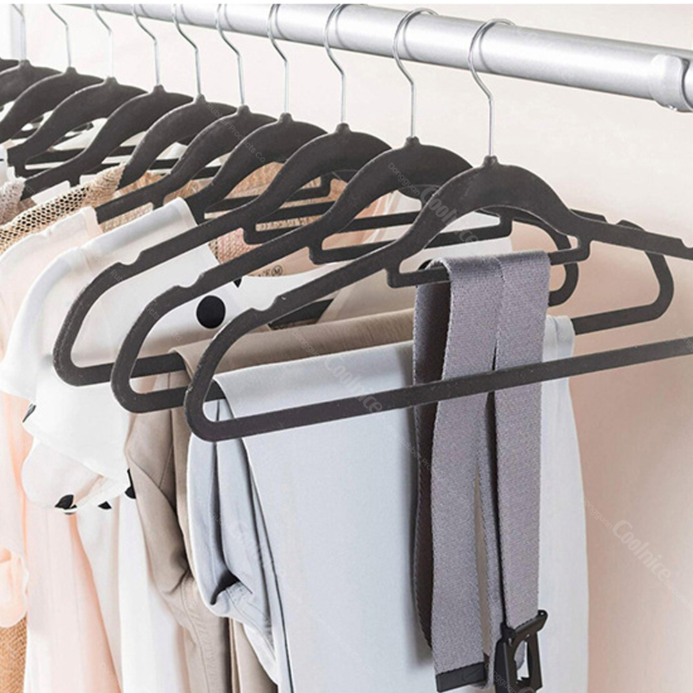 Wholesale Multi Color Non Slip Wide Shoulder Hangers Racks For Men Women Jacket Outerwear Shirt Hangers