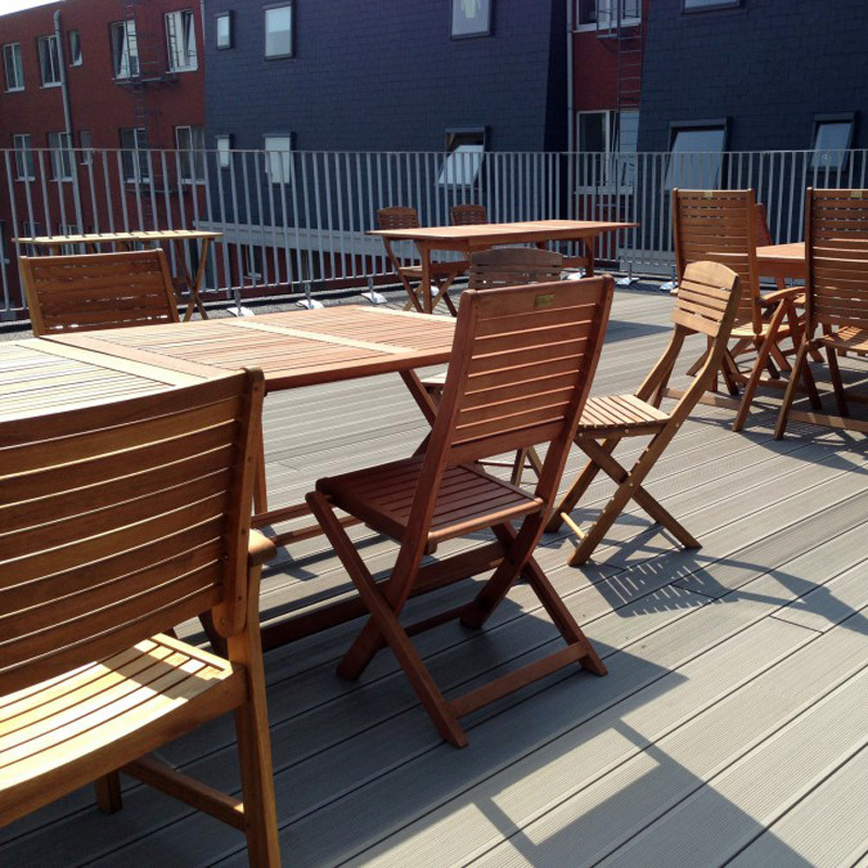 Outdoor WPC decking siberian larch terrace