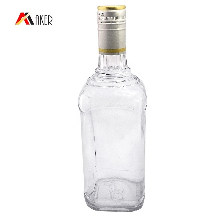 New China supplier 700ml clear square liquor bottles empty glass rum vodka whisky bottle with cap