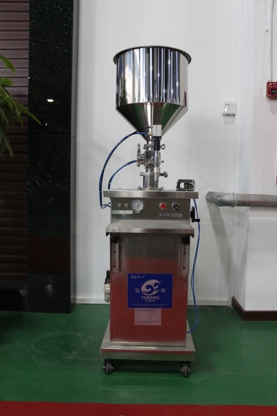 Semi-automatic Lotion Filler/Lotion Filling Machine