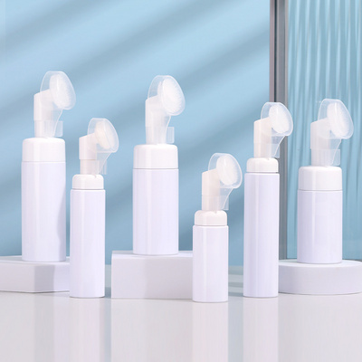 Wholesale 100ml 120ml 150ml 200ml 250ml White Plastic PET Facial Mousse Foam Pump Bottle with Silicone Brush