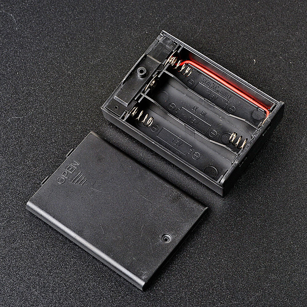 3 x AA 4.5V Black Battery Holder Connector Storage Case Battery Box 3 Slot AA Battery Holder with ON/OFF Switch and Lead Wire