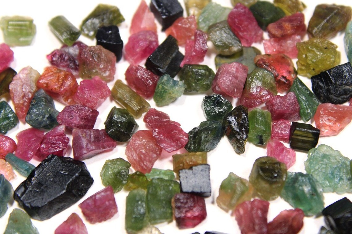 Natural Tourmaline Gemstone Rough Raw Material natural Uncut jewelry making stone Loose Gemstones