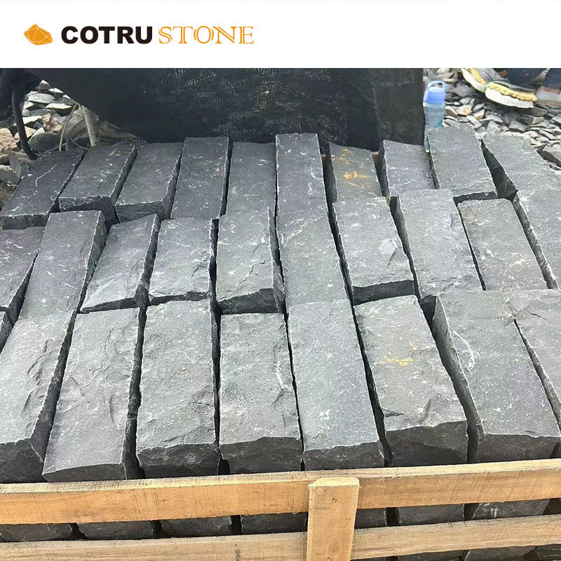 Wholesale Good Quality Bluestone Cobblestone hige porcelain exterior big crazy pavers outside patio interlocking Granite paver o