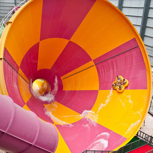 Commercial Fiberglass Nip Slip On A Water Park Slides For Sale