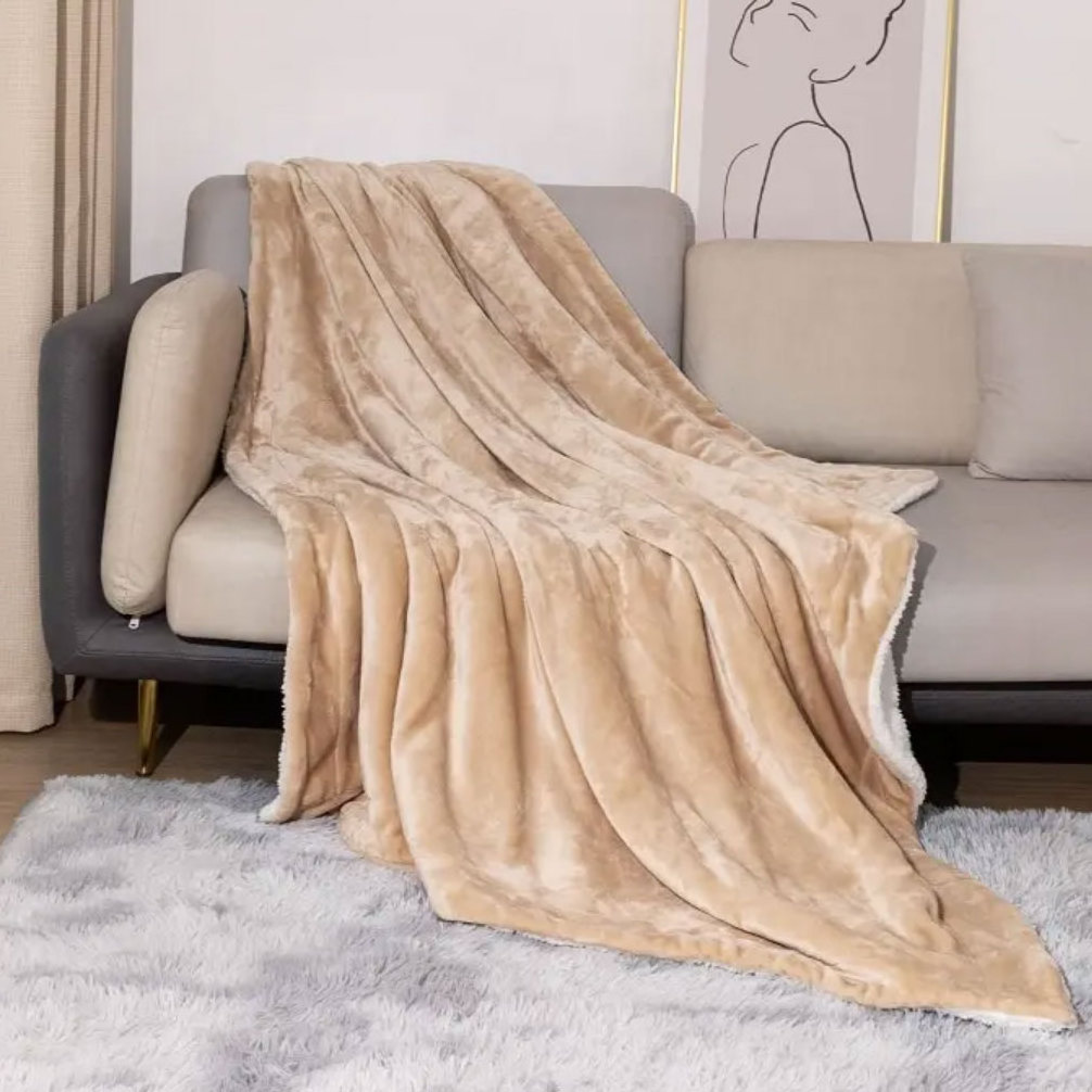 Wholesale cheap price 100%polyester super soft throw double layers warm flannel fleece sherpa blanket