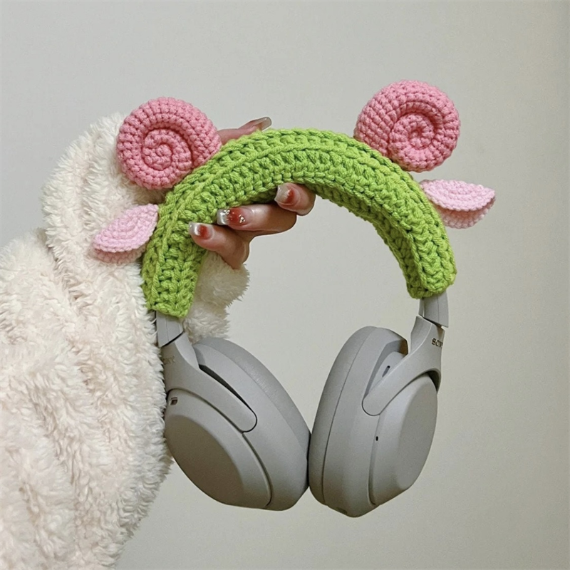 New Arrival Custom Funny Crocheted Headphone Cover Crochet Sheep Horn Headphone Accessory Animal Ears Headset Case