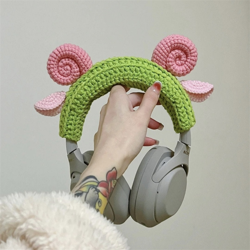 New Arrival Custom Funny Crocheted Headphone Cover Crochet Sheep Horn Headphone Accessory Animal Ears Headset Case