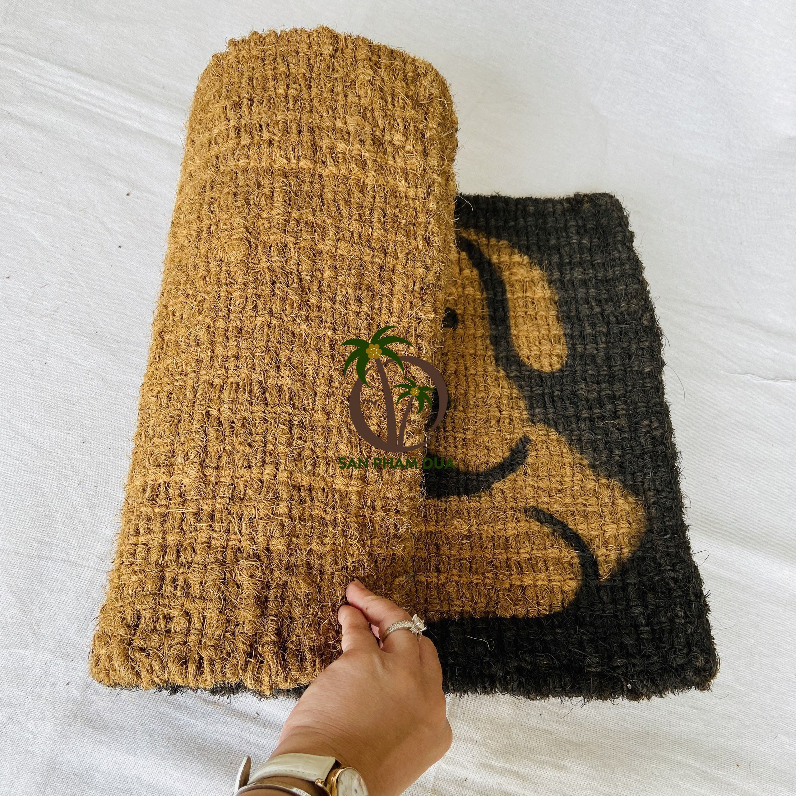 ECO FRIENDLY COCONUT DOOR MAT HANDMADE IN VIET NAM / NATURAL COCONUT DOOR MAT HOT SALE VERY CHEAP STICKS IN VIET NAM