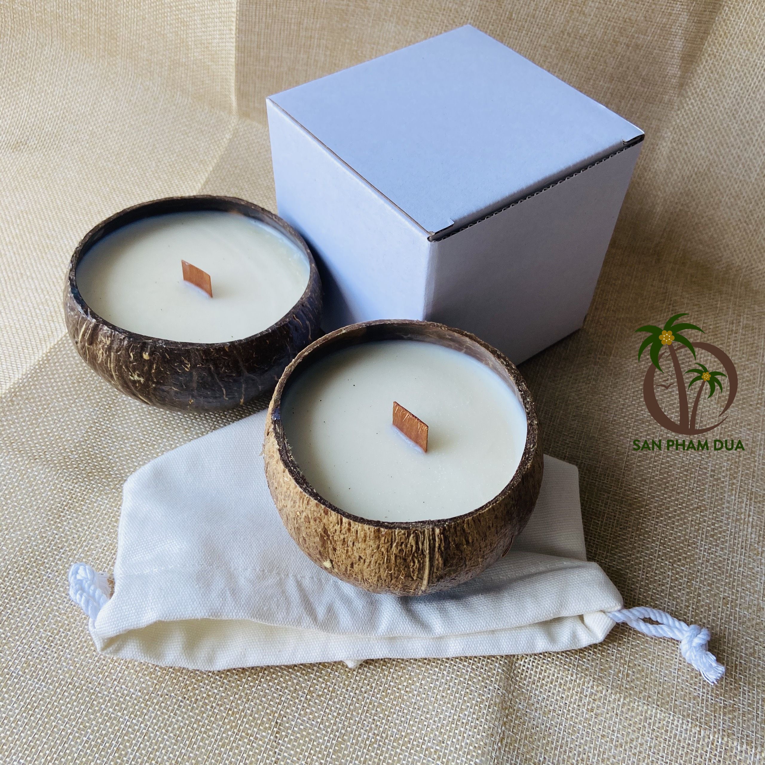 HIGH QUALITY NATURAL COCONUT SHELL CANDLE WITH PALM WAX AND SOYA WAX CHEAP PRICE FROM VIETNAM/ COCONUT BOWL CANDLES WITH SCENTS