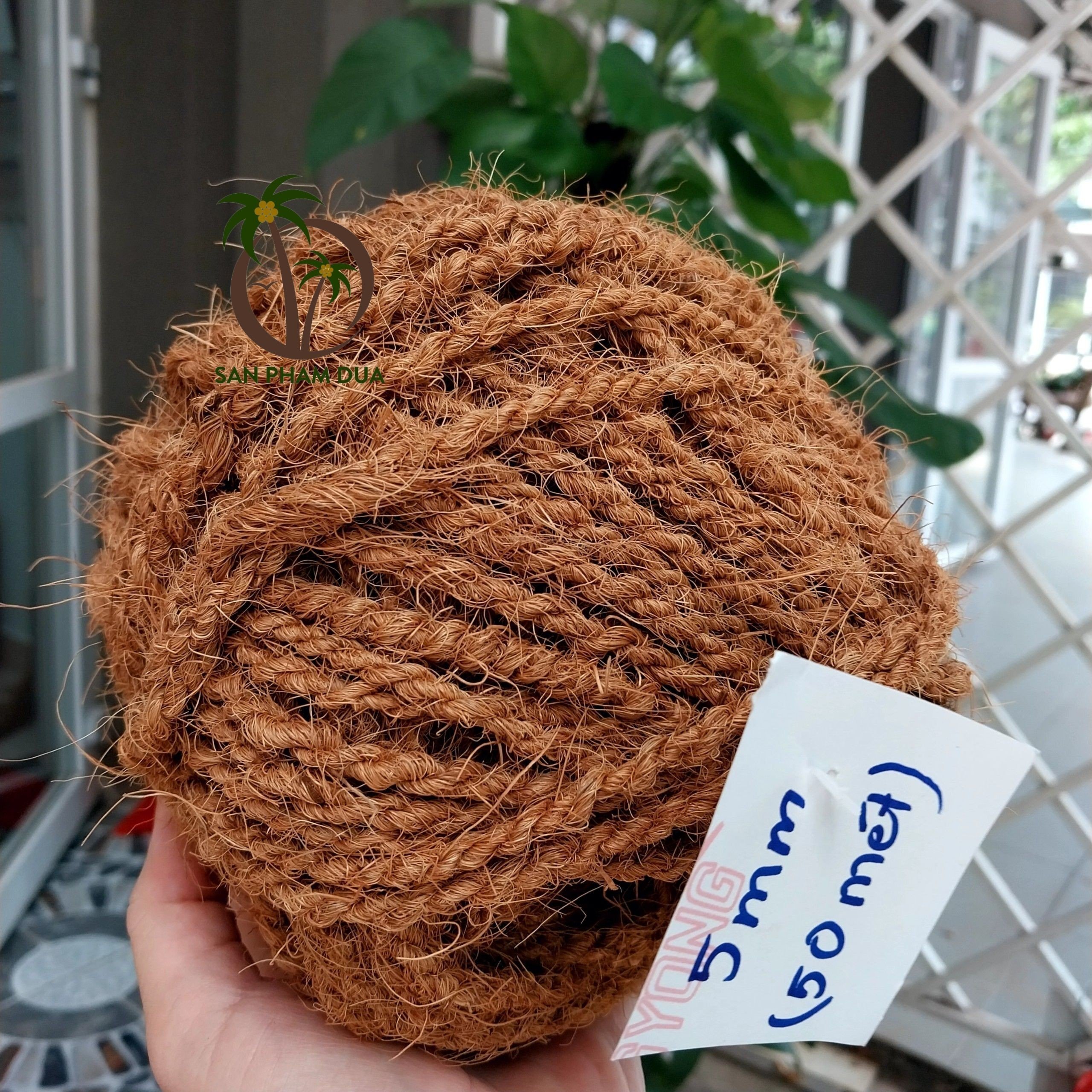 COCONUT ROPE NEW HANDMADE IN VIET NAM / Rope made from 100% CHOOSE COCONUT FOR DECORATION, TOUCHING OBJECTS