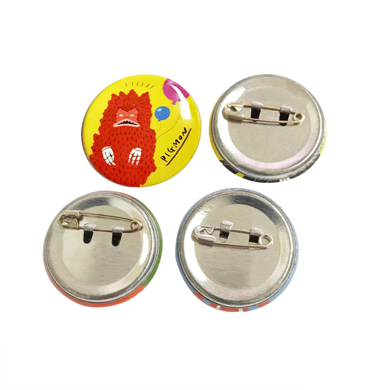 Personalized custom design cute animation hard soft round badge metal enamel badge accessories