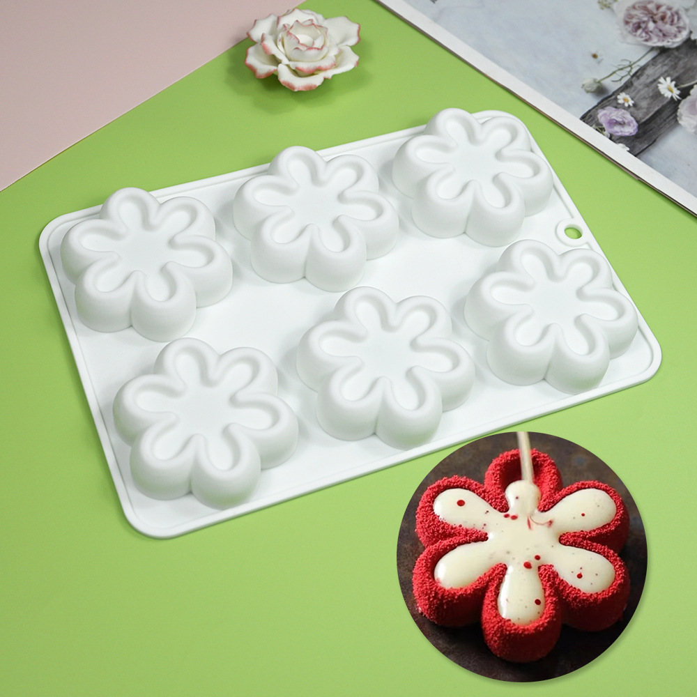 White Flower Designs Festive Baking Premium Kitchen Gadgets  Accessories for Home Cooks Christmas Pastry Tools