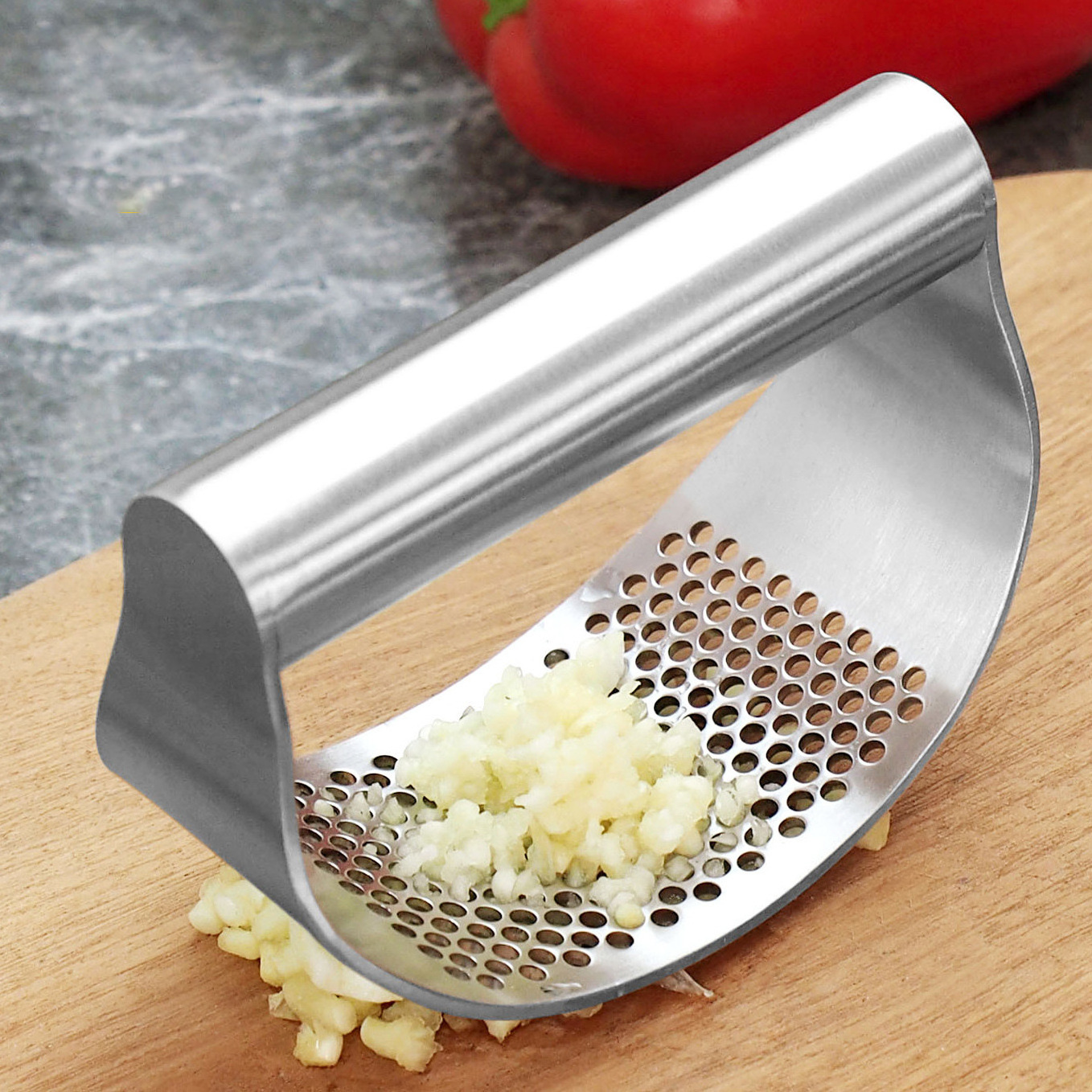 Arc shape kitchen accessories manual convenient stainless steel garlic cutters