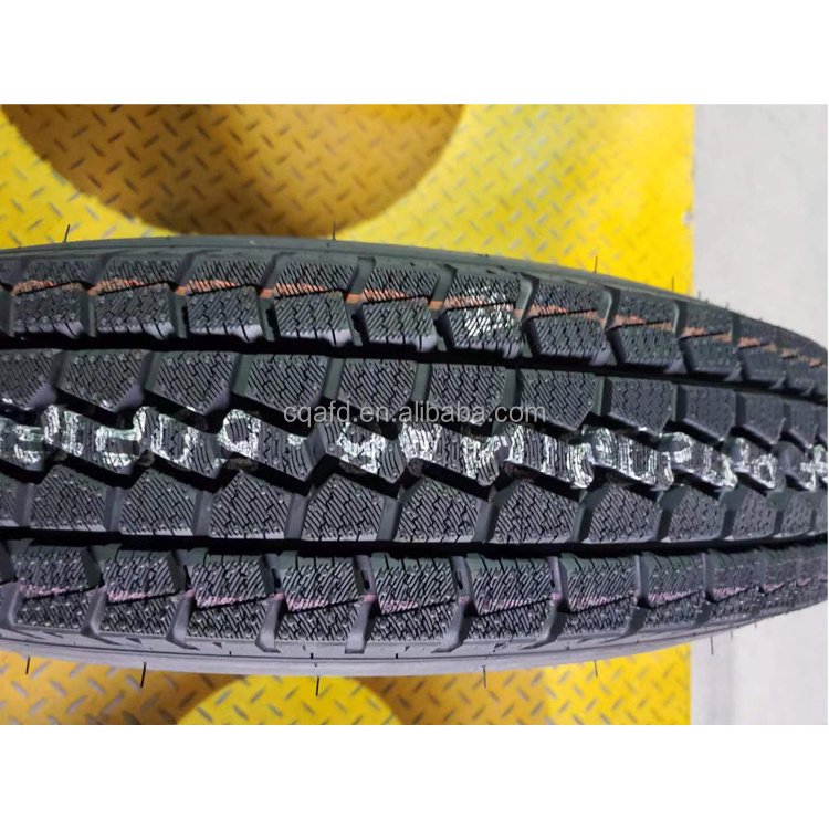 Winter Tires Snow Radial Tyres Nails Frozen Road Low Price Tires Anti Slip Strong Grip 275 50 R22 with Chains Studs