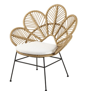 Indonesia Furniture Metal Frame Indoor Wicker Chaise Synthetic Rattan Flower Peacock Chair With Cushion