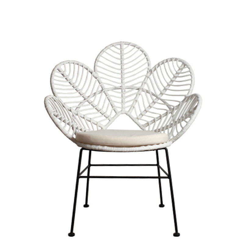 Indonesia Furniture Metal Frame Indoor Wicker Chaise Synthetic Rattan Flower Peacock Chair With Cushion