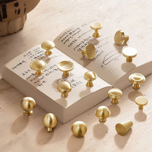 Luxury Solid Brass Single Hole Small Gold Cupboard Wardrobe Kitchen Cabinet Hardware Brass Dresser Drawer Ball Handles Knobs